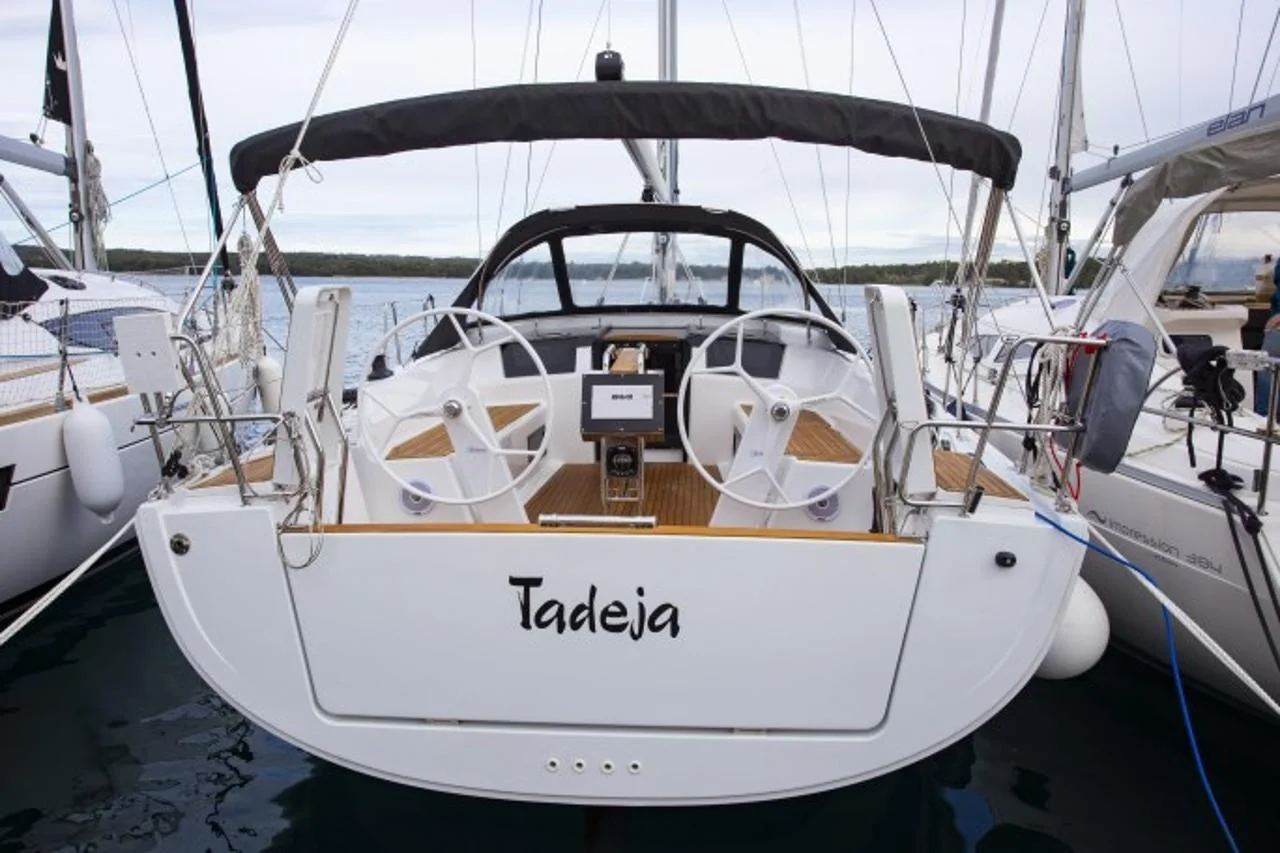 Tadeja - Main 1