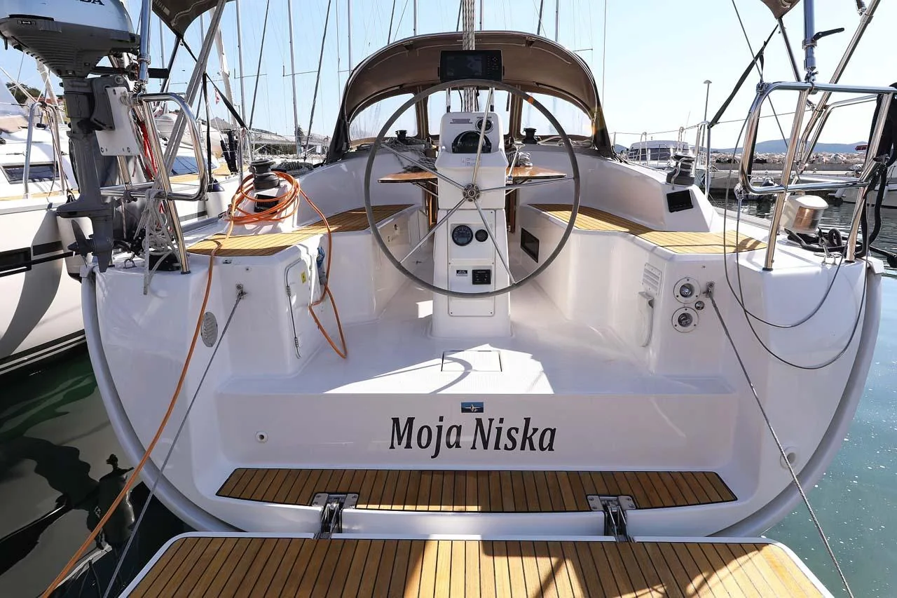 Moja Niska - Gallery 6