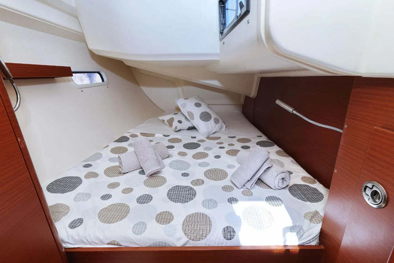 Whisper - Gallery 17