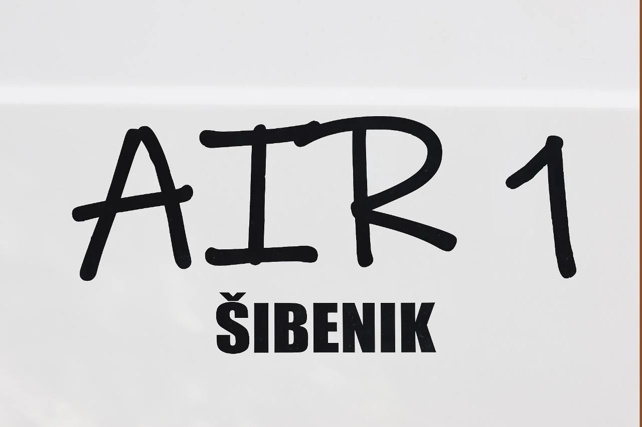 Air 1 - Gallery 46
