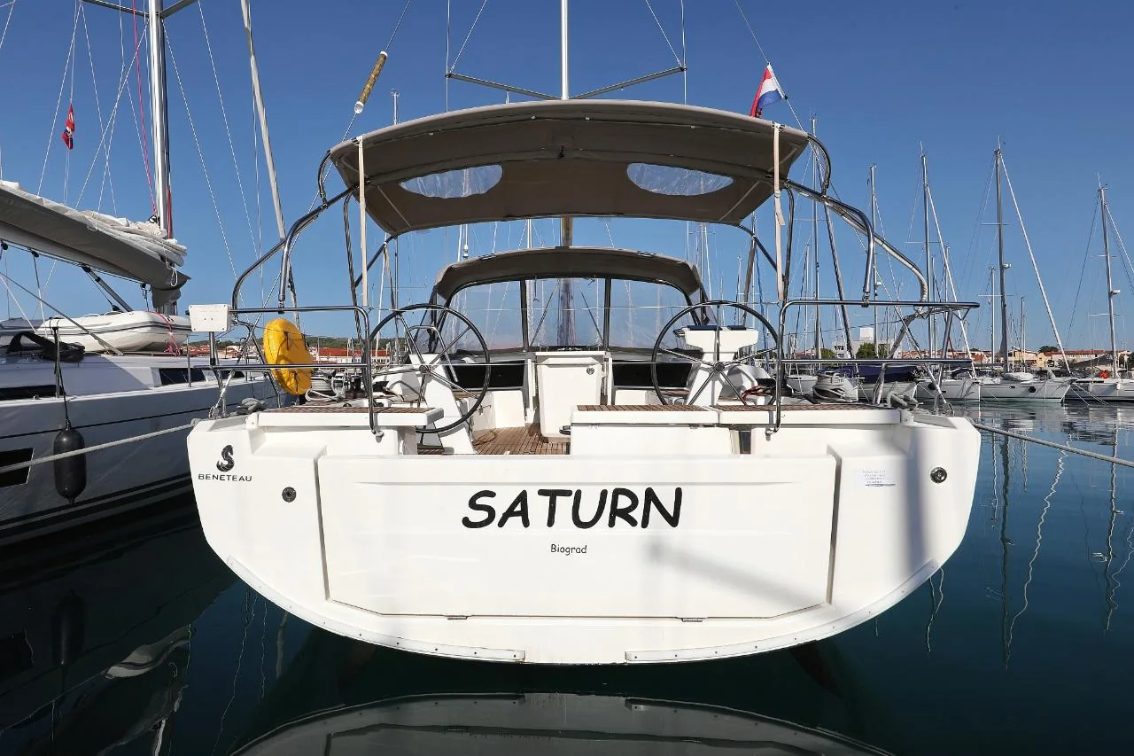 Saturn - Main 1