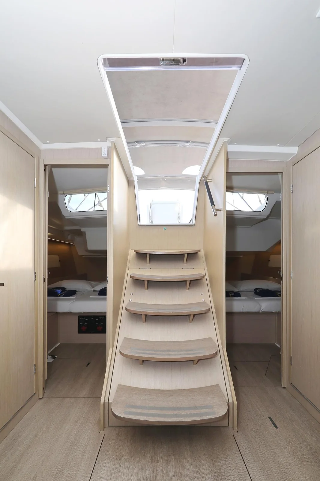 Air 2 - Gallery 22
