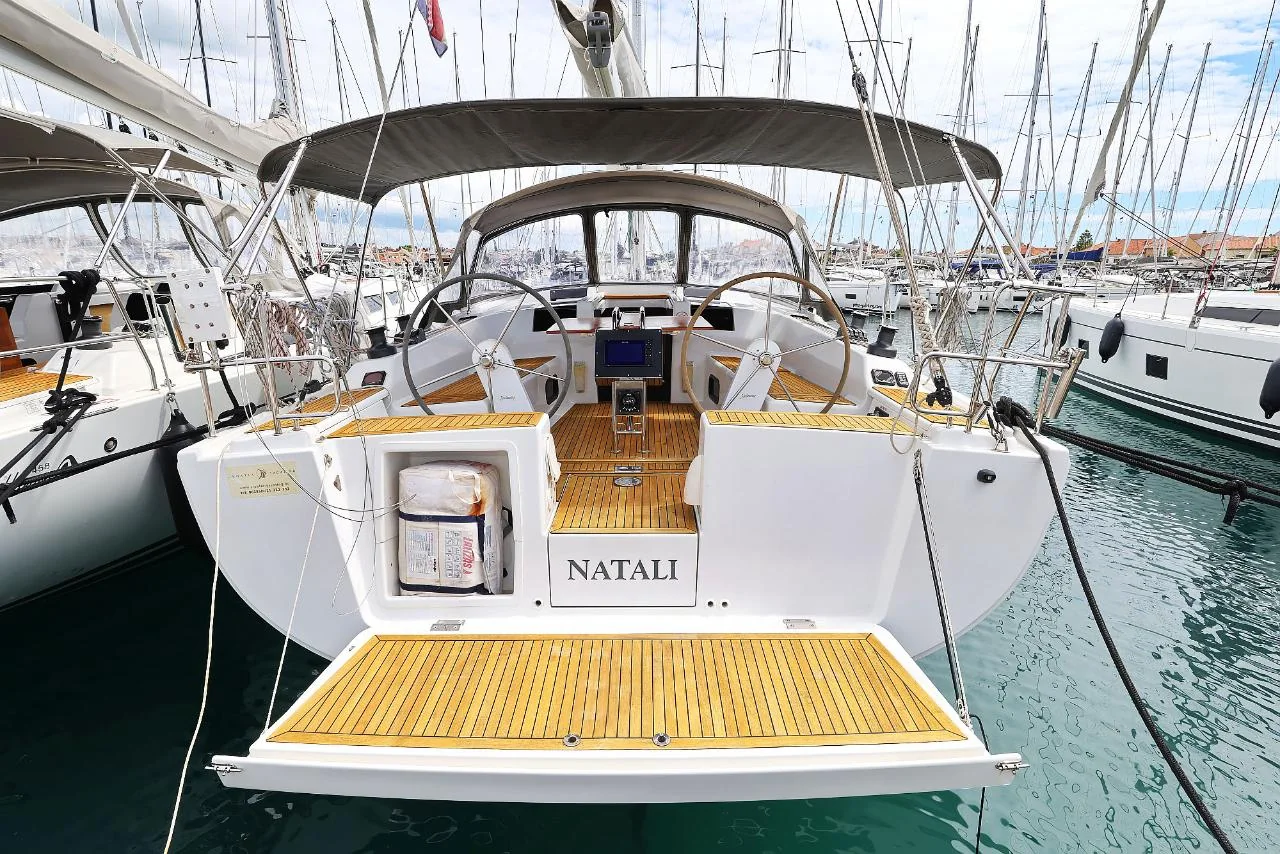 Natali - Main 1