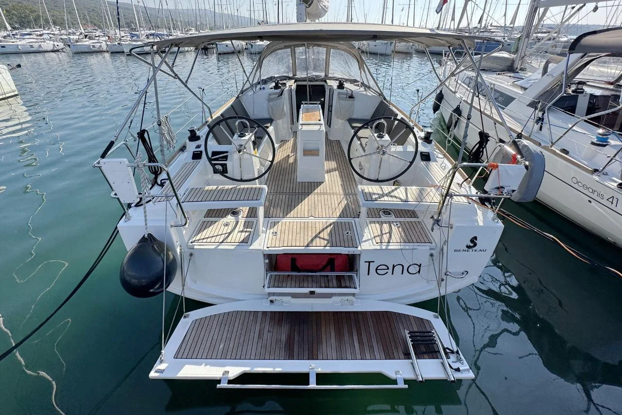 Tena - Gallery 4