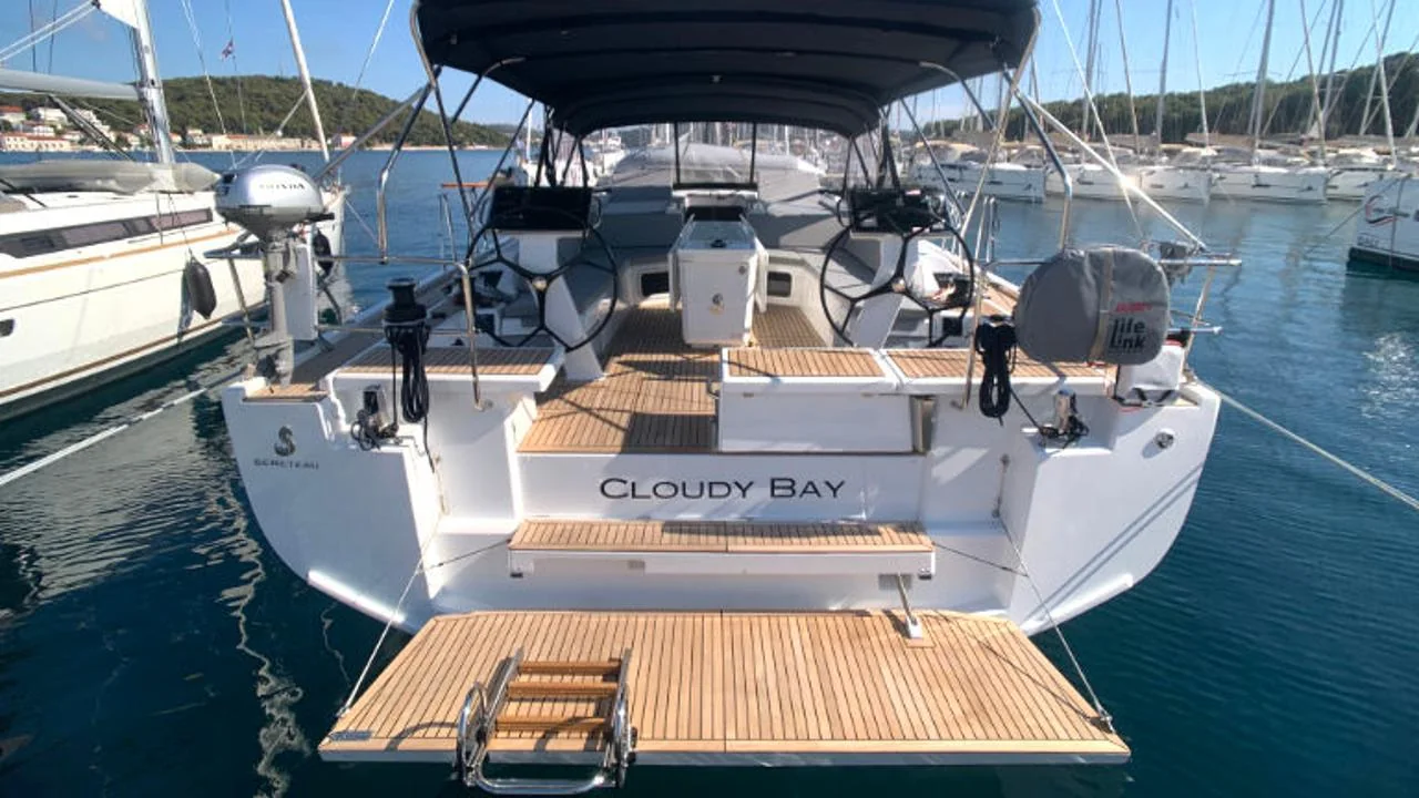 Cloudy Bay - Gallery 2