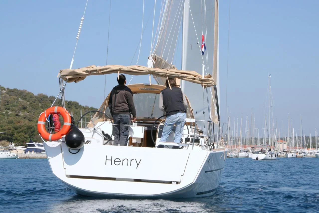 Henry - Gallery 6