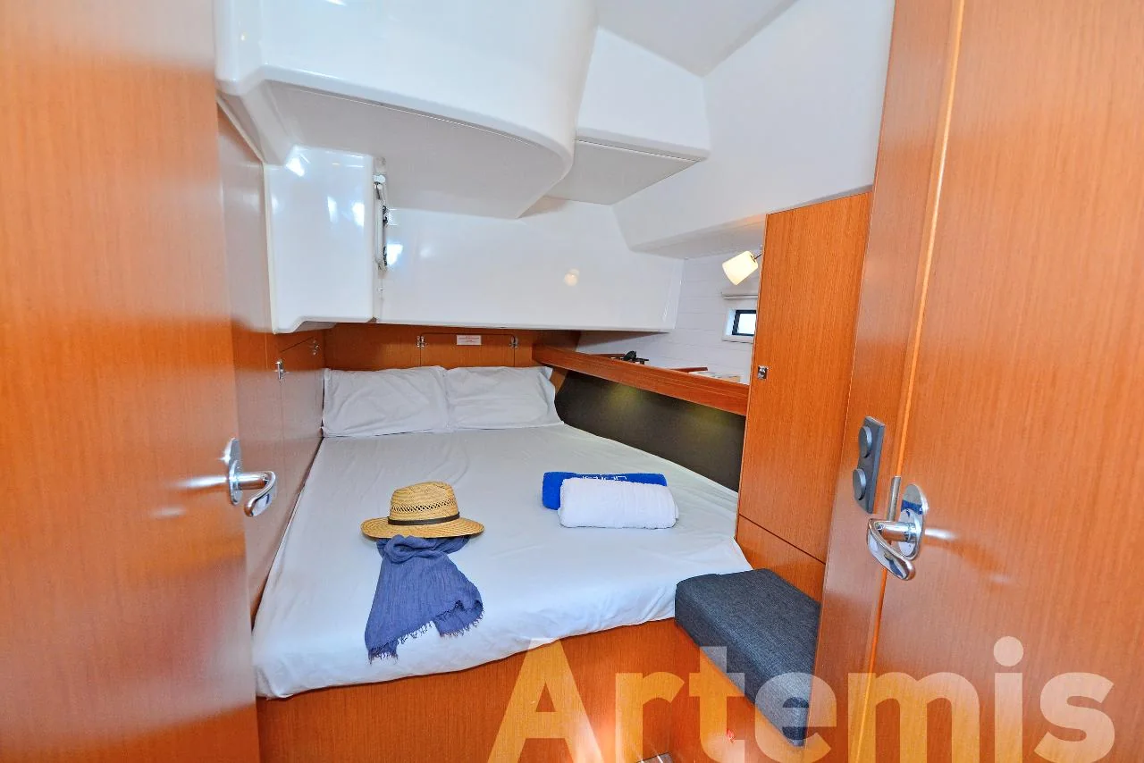 Artemis - Gallery 15