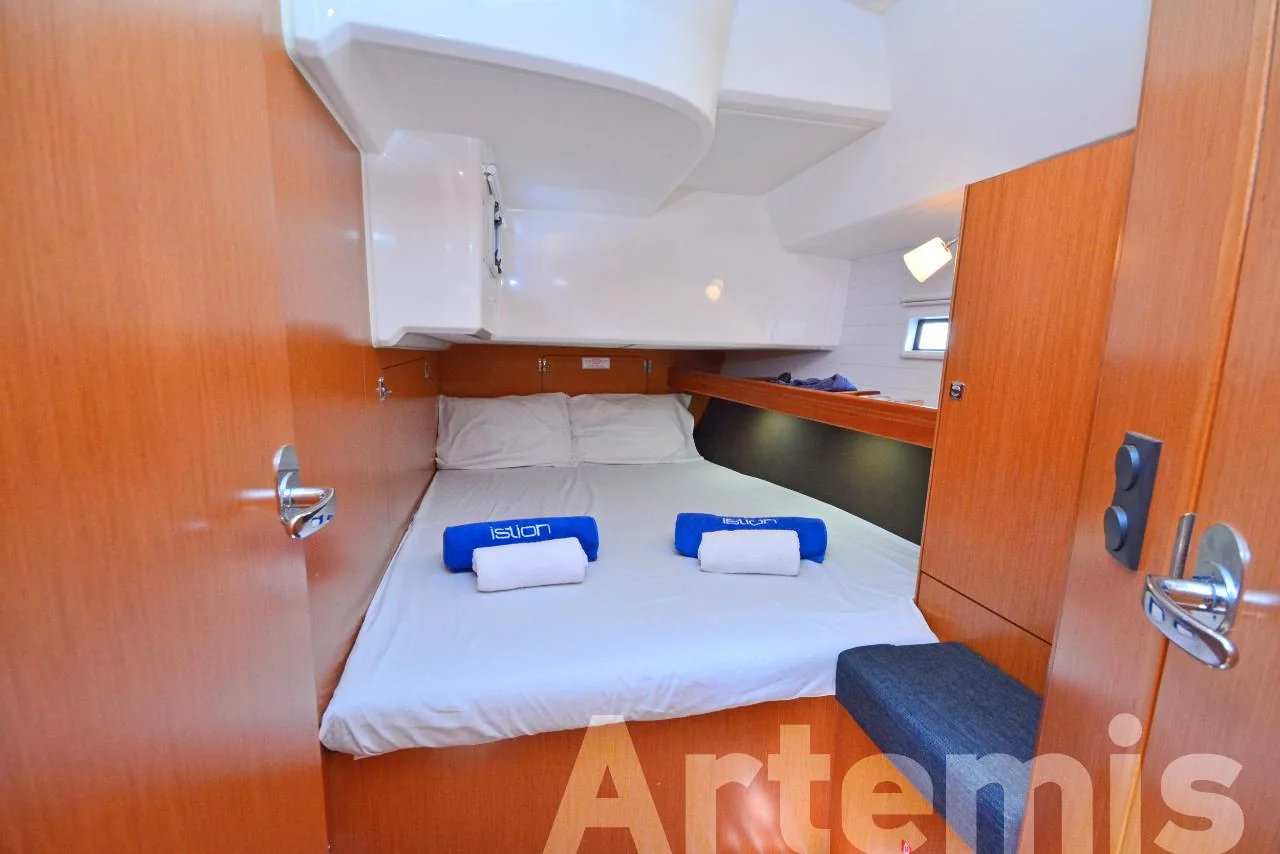 Artemis - Gallery 17