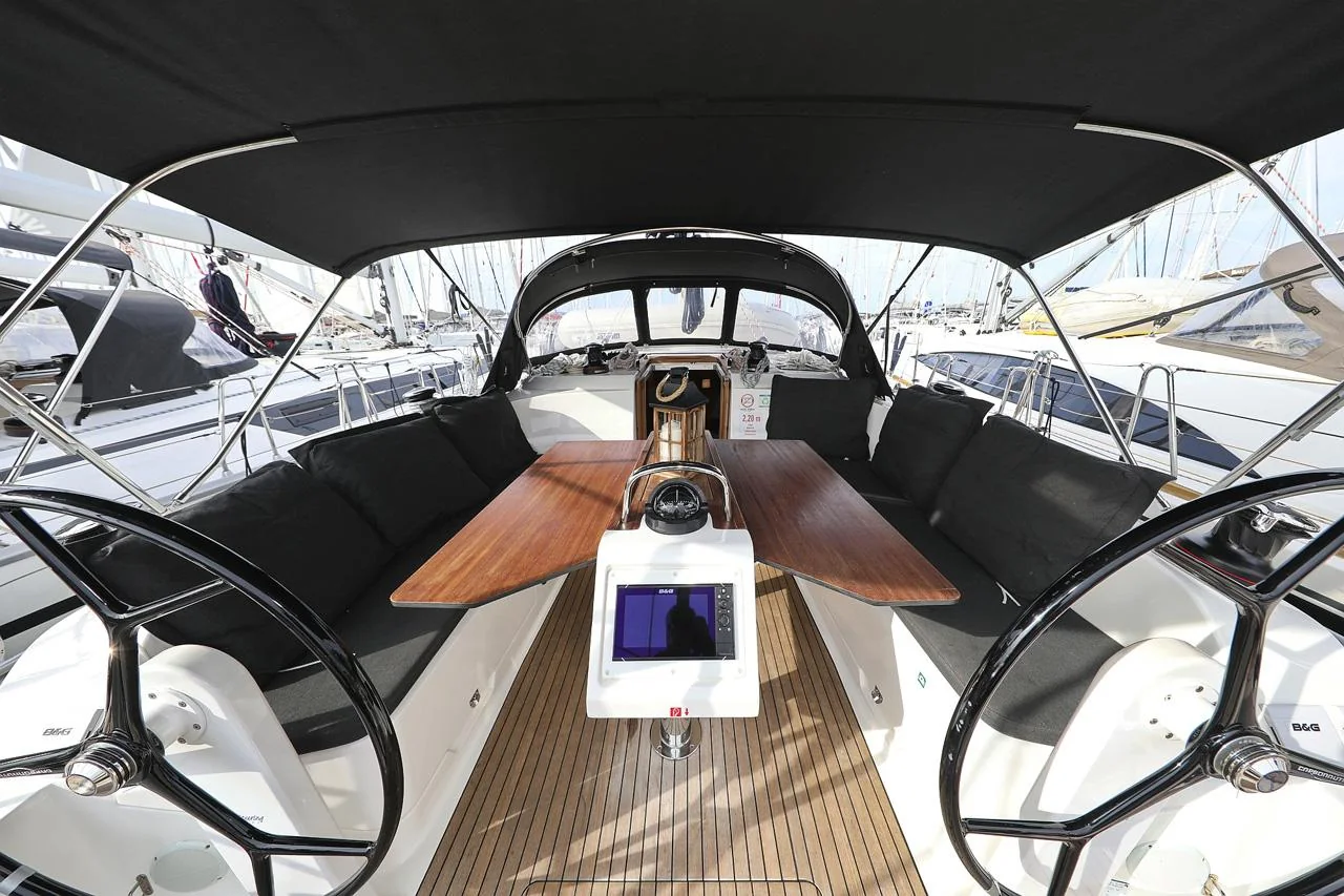 Bella III - Gallery 8
