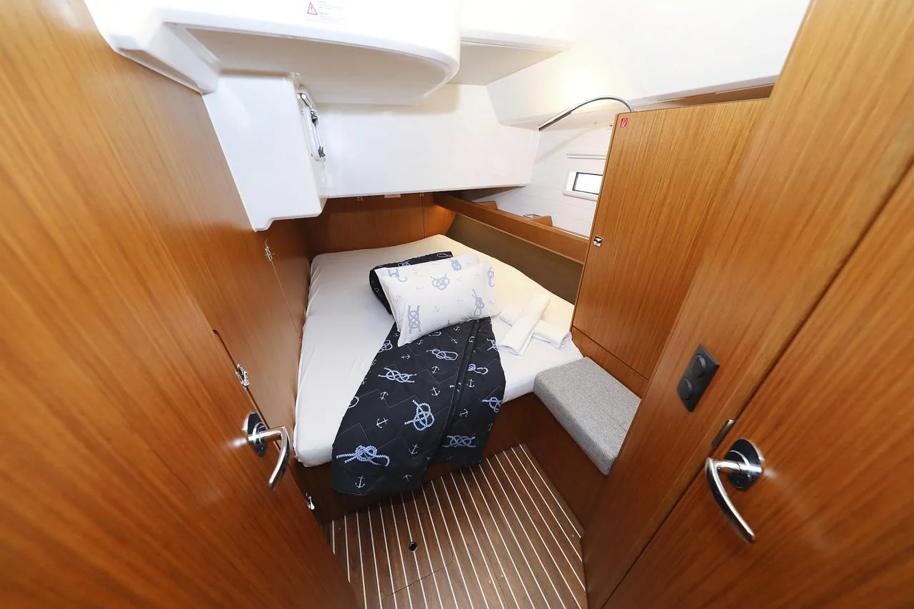Rocky I - Gallery 22