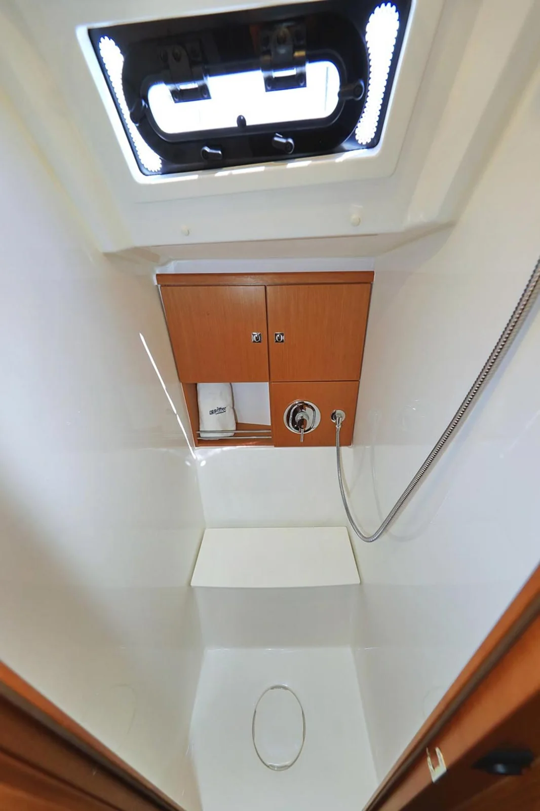 Avior - Gallery 29
