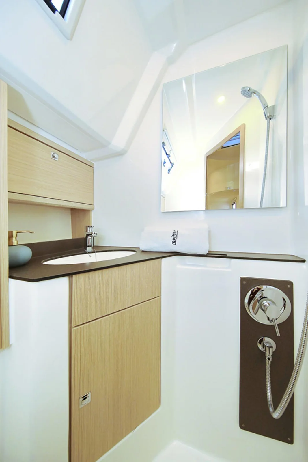 Saphir - Gallery 28