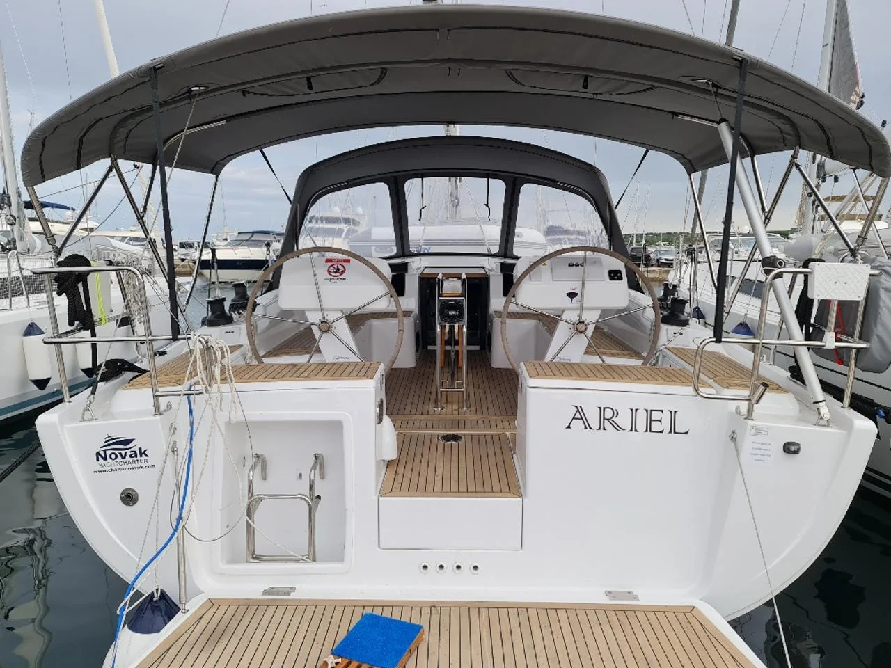 Ariel - Main 1