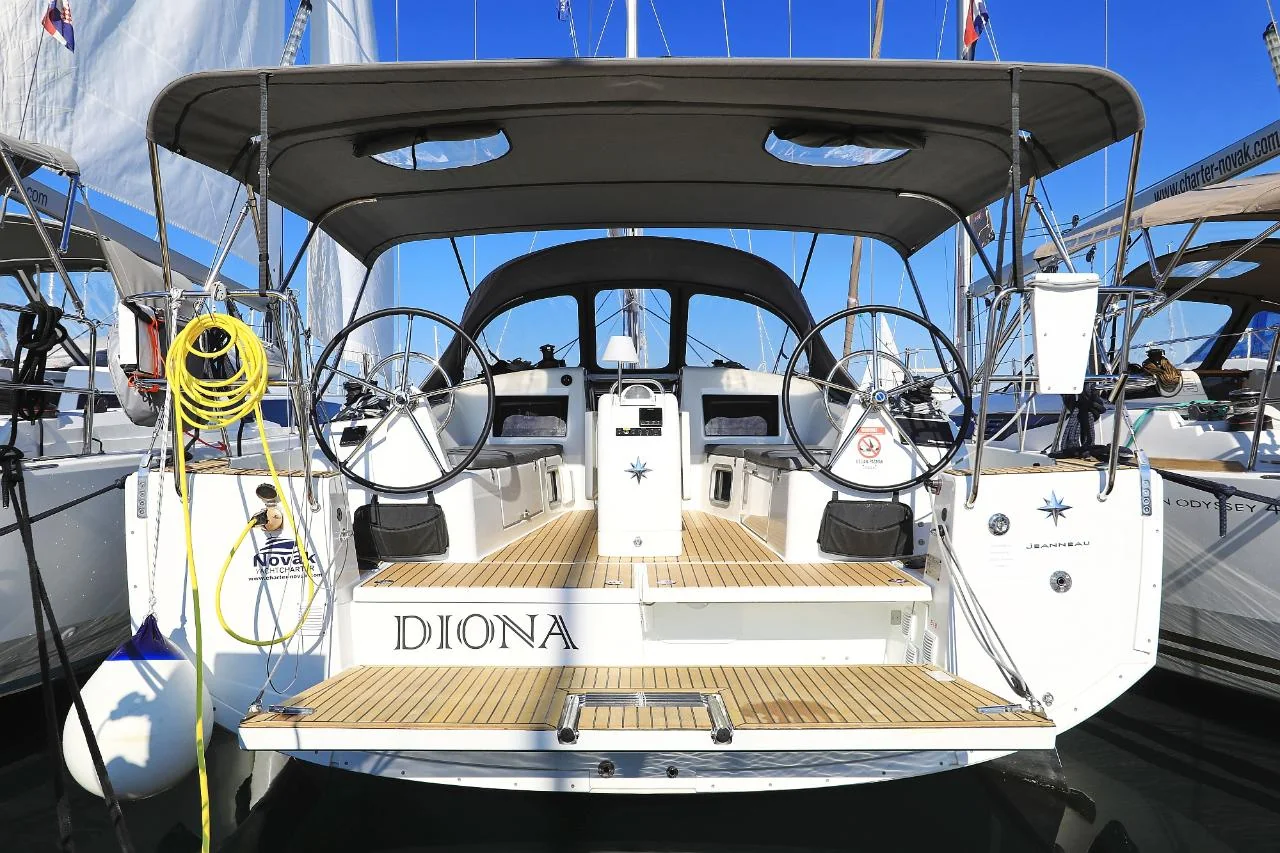 Diona - Main 1