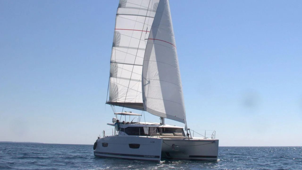 Luna Rossa II - Gallery 2