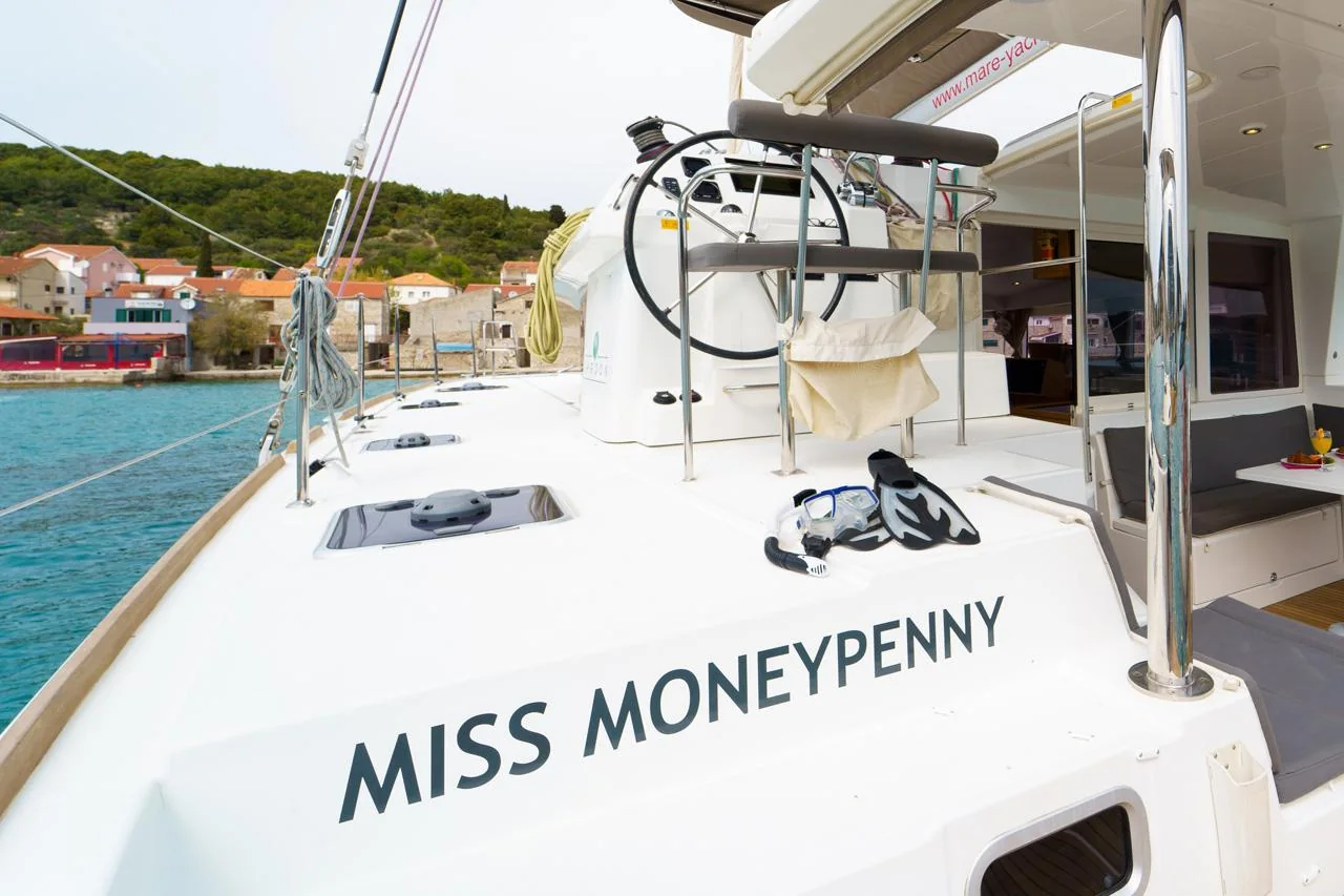 Miss Moneypenny - Gallery 10