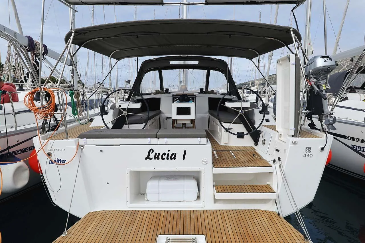 Lucia I - Main 1