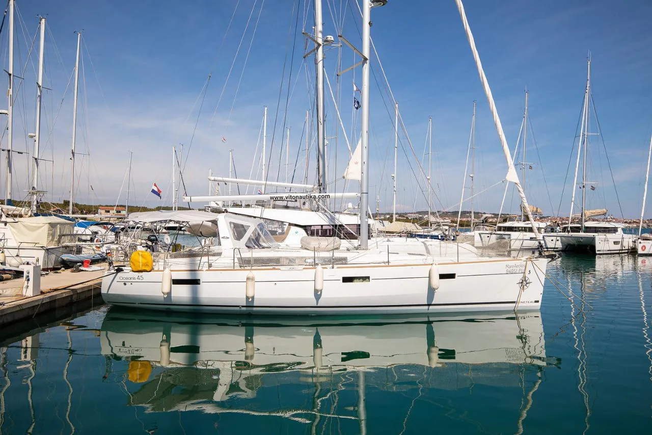 Mare Aeolos - Main 1