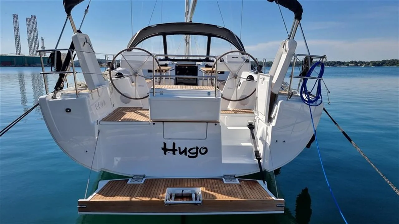 Hugo - Gallery 2