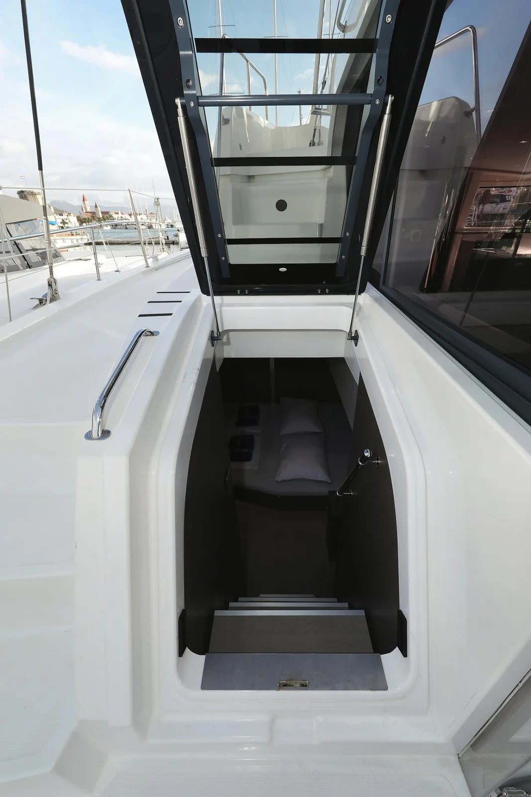 Titan - Gallery 46