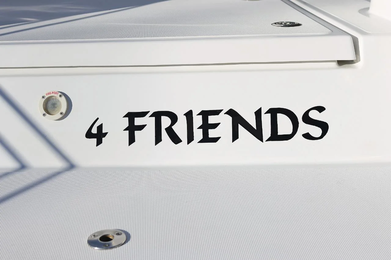 4 Friends - Gallery 42
