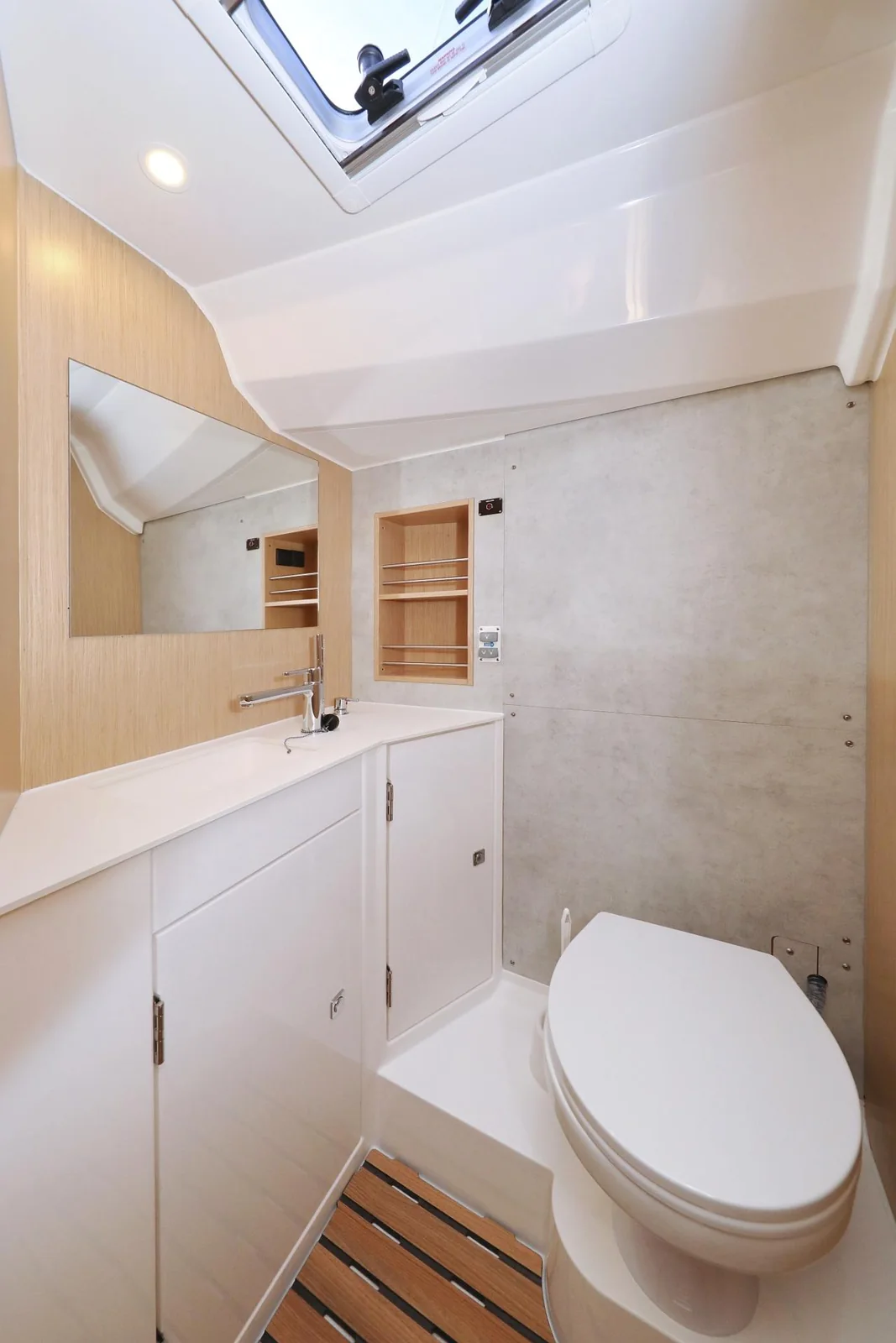 Levente - Gallery 34