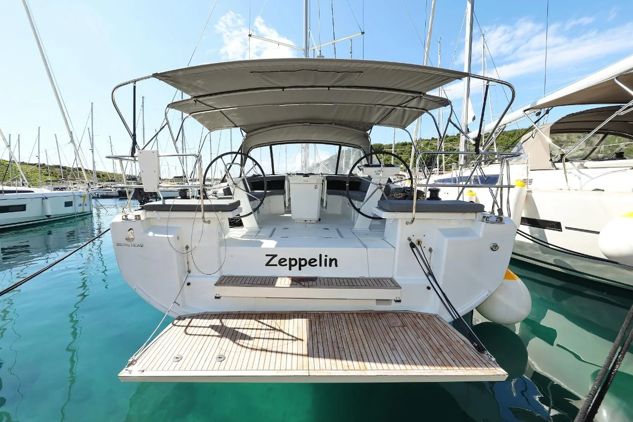 Zeppelin - Gallery 3