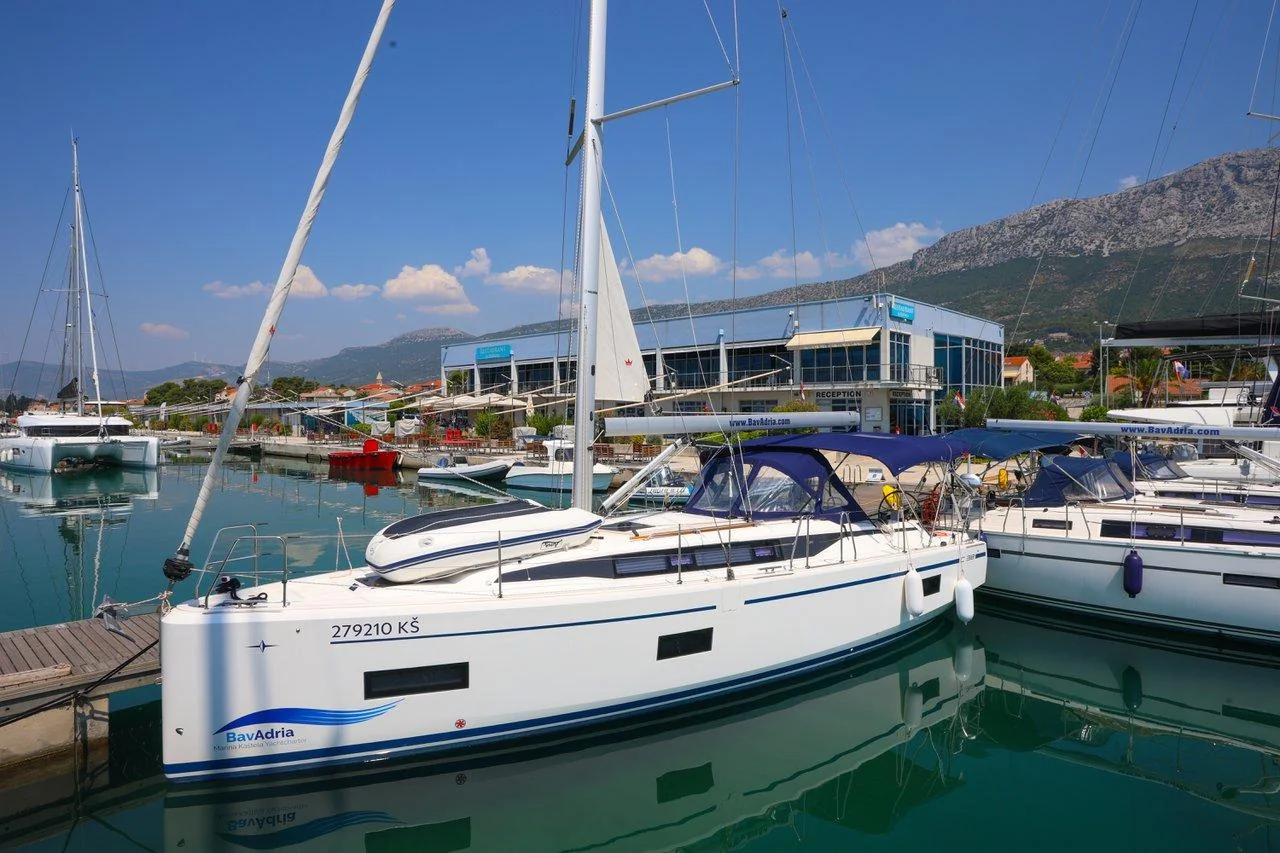 Pomena - Main 1