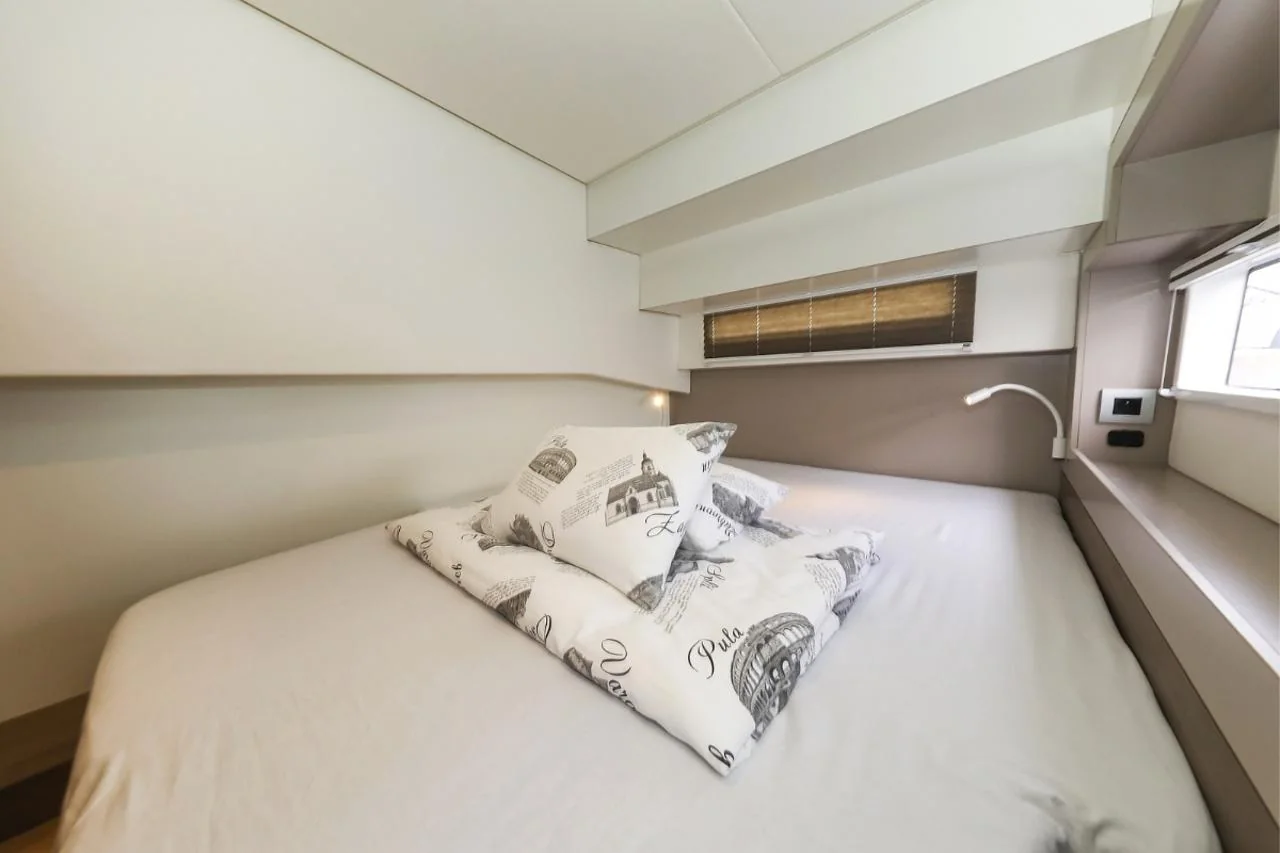 Holiday Inn - Gallery 14