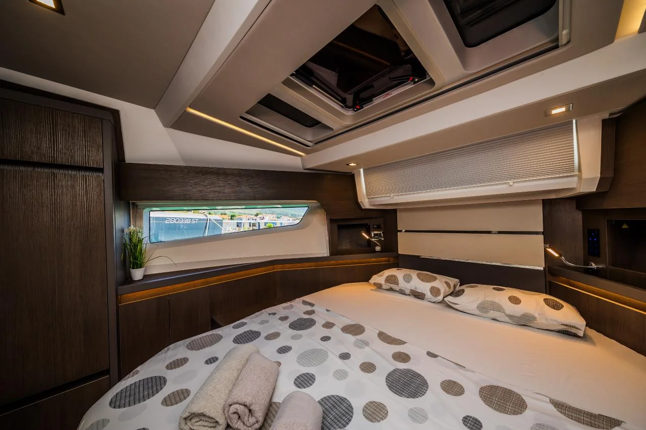 Grace II - Gallery 26