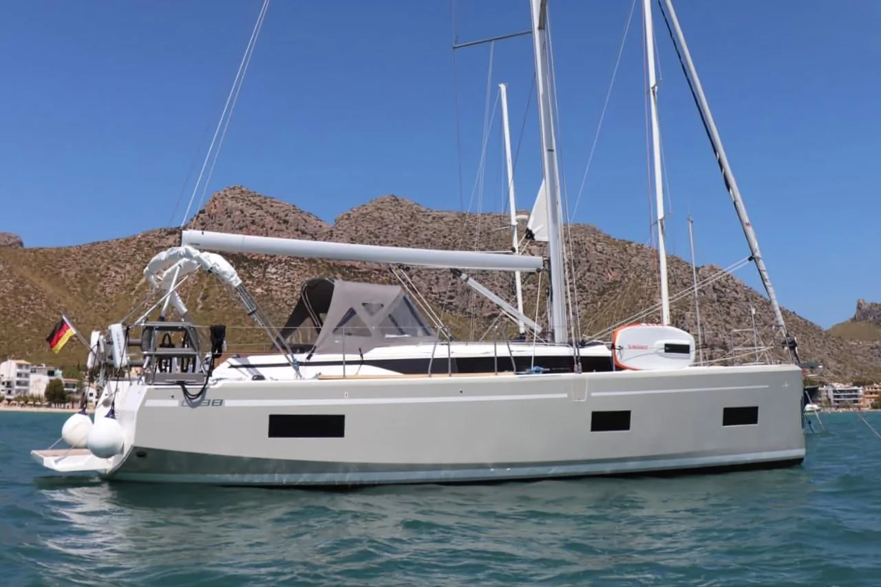 Levante - Main 1