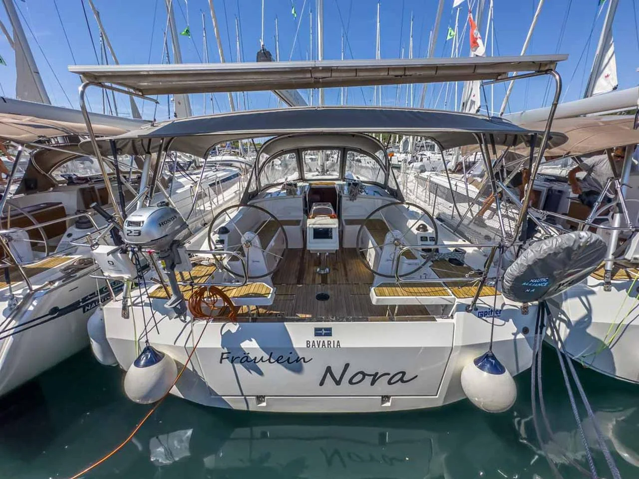 Fräulein Nora - Main 1