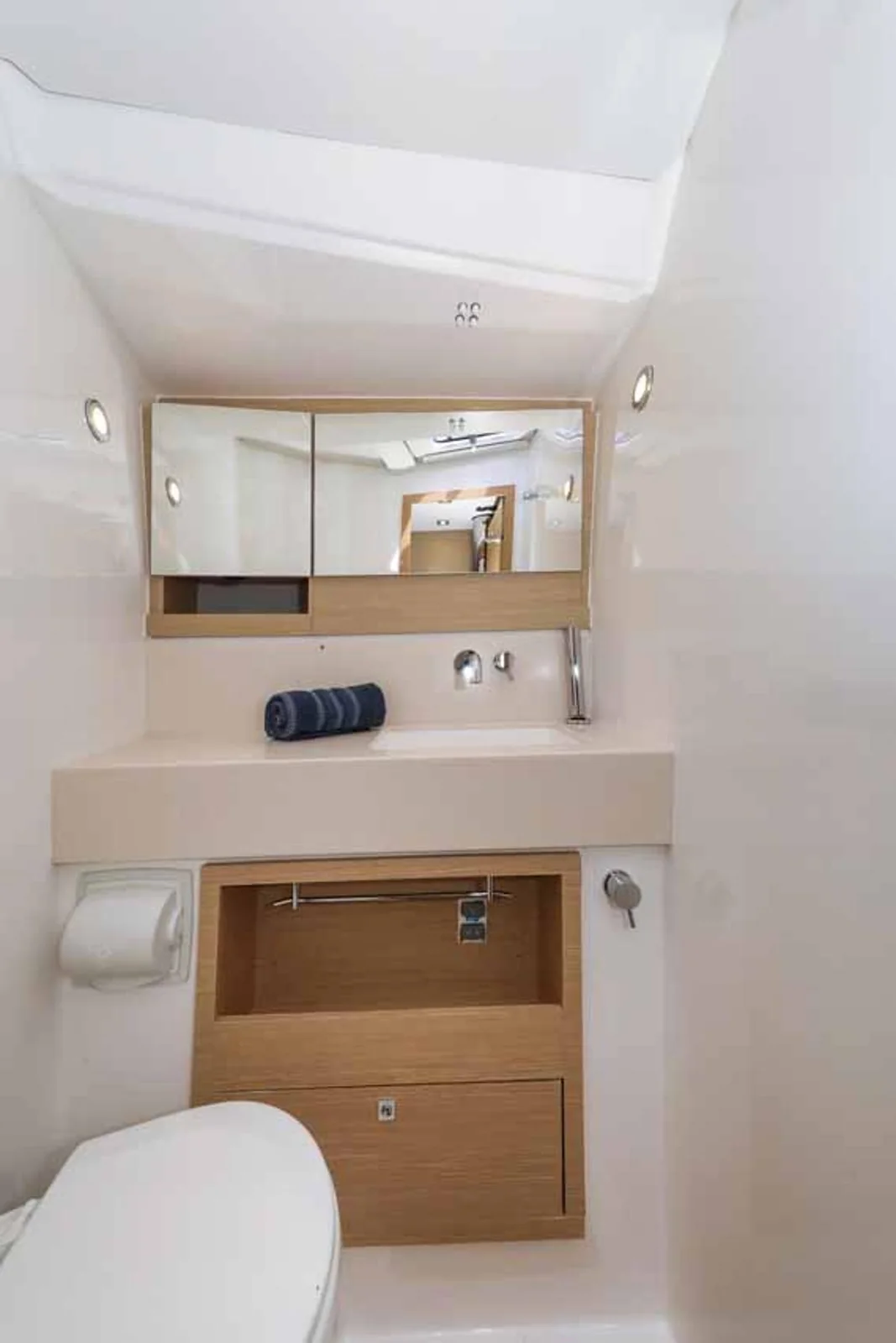 Bellatrix - Gallery 24