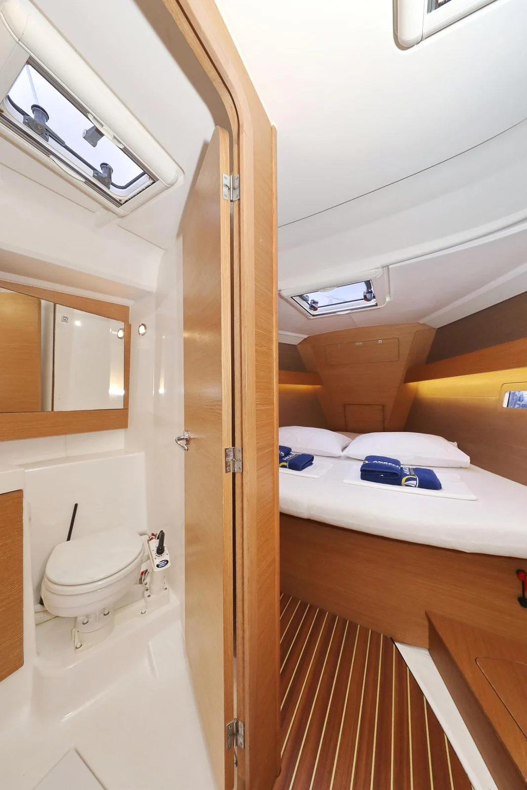 Phonix II - Gallery 31