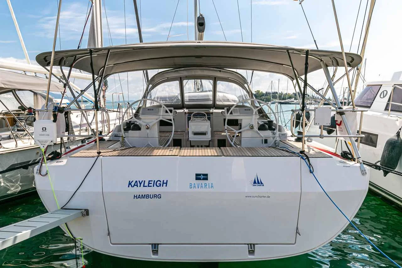 Kayleigh - Main 1