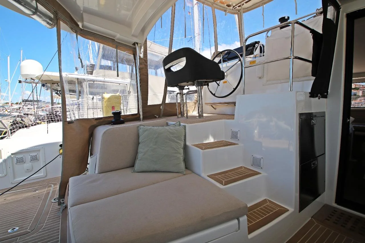 Sailing Breeze - Gallery 11