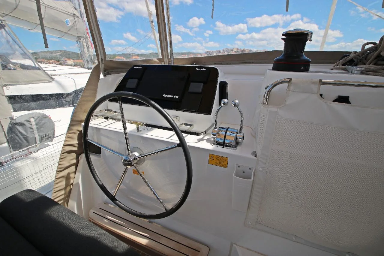 Sailing Breeze - Gallery 17
