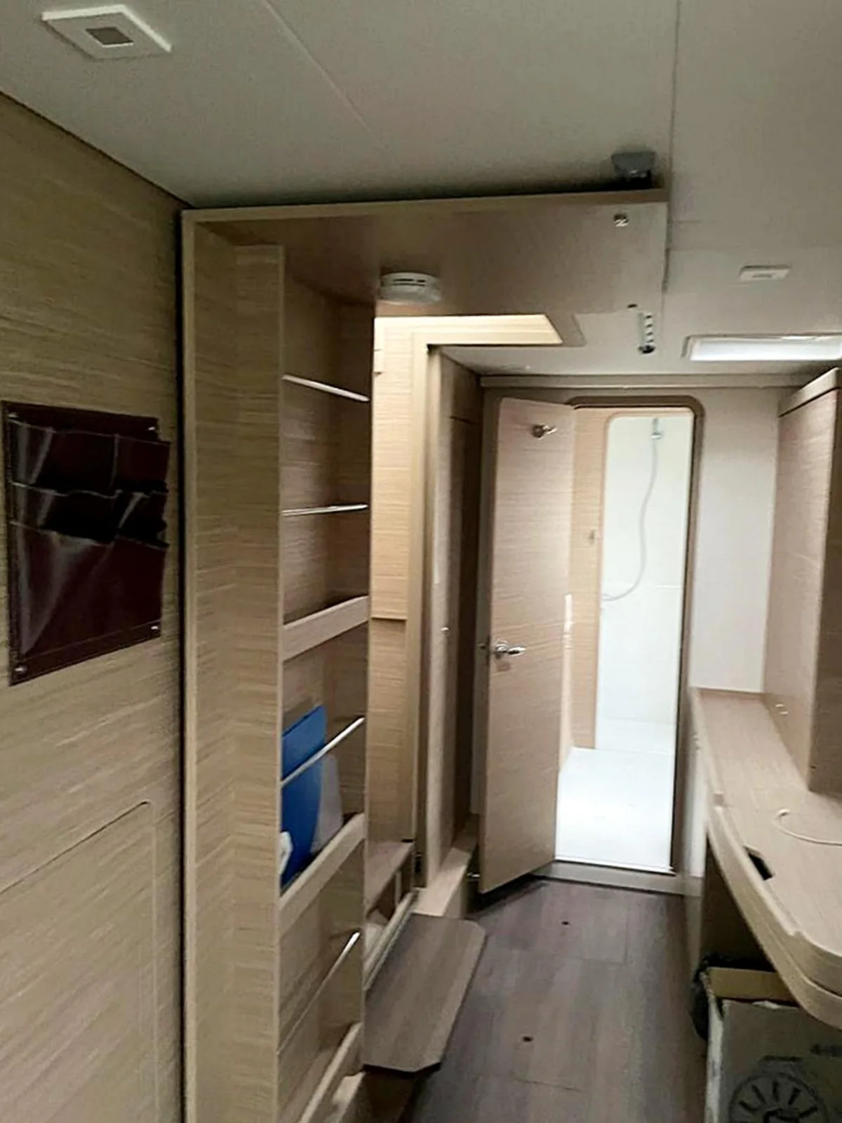 Sailing Breeze - Gallery 30
