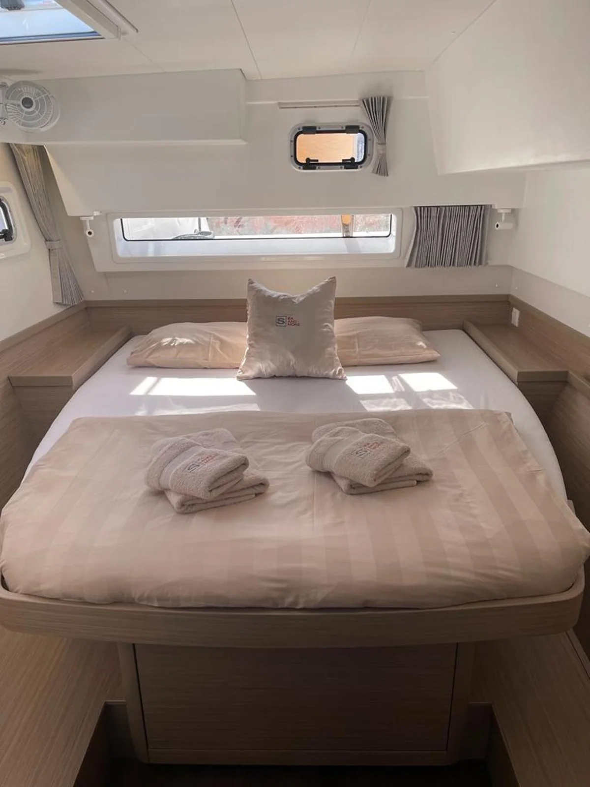 Sailing Breeze - Gallery 35