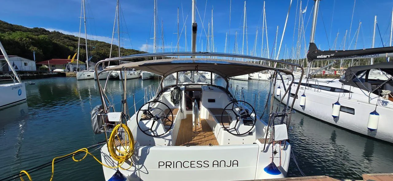 Princess Anja - Main 1