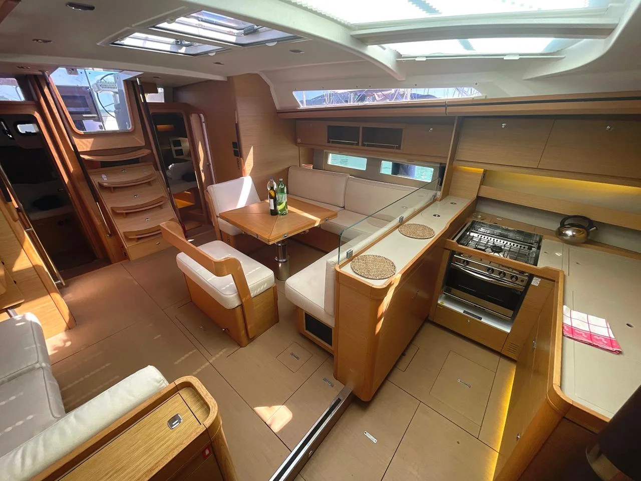 Alpina - Gallery 13