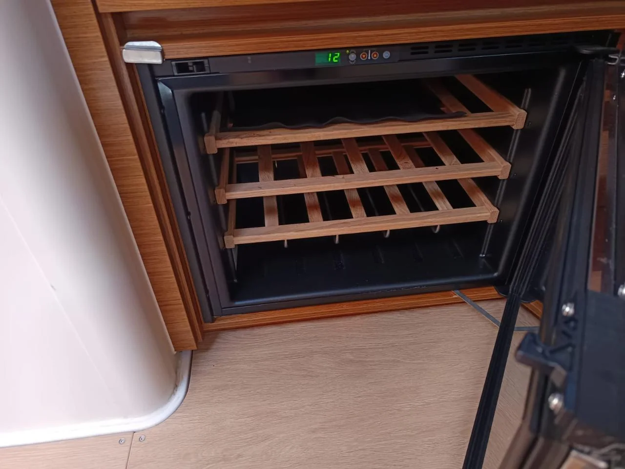 Joanna - Gallery 40