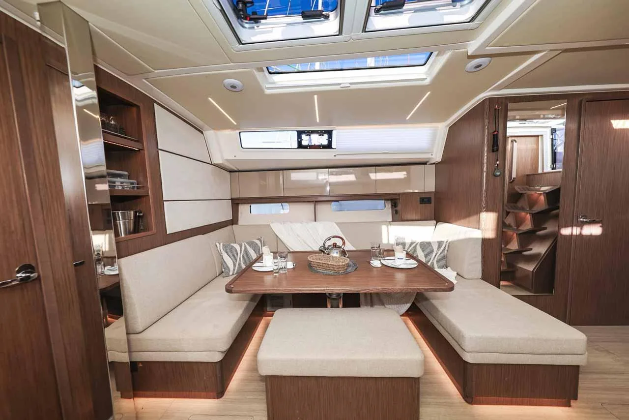 Aquila - Gallery 11