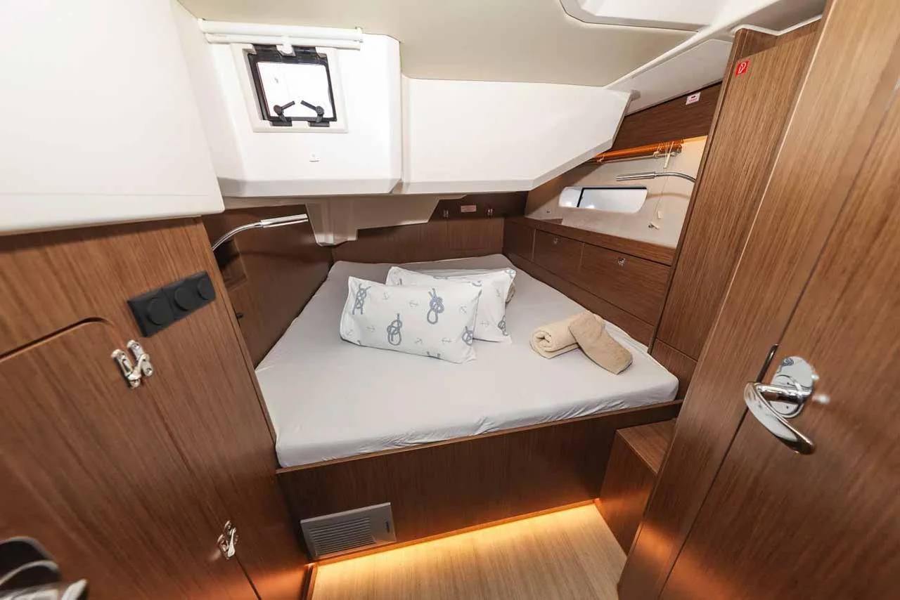 Aquila - Gallery 23