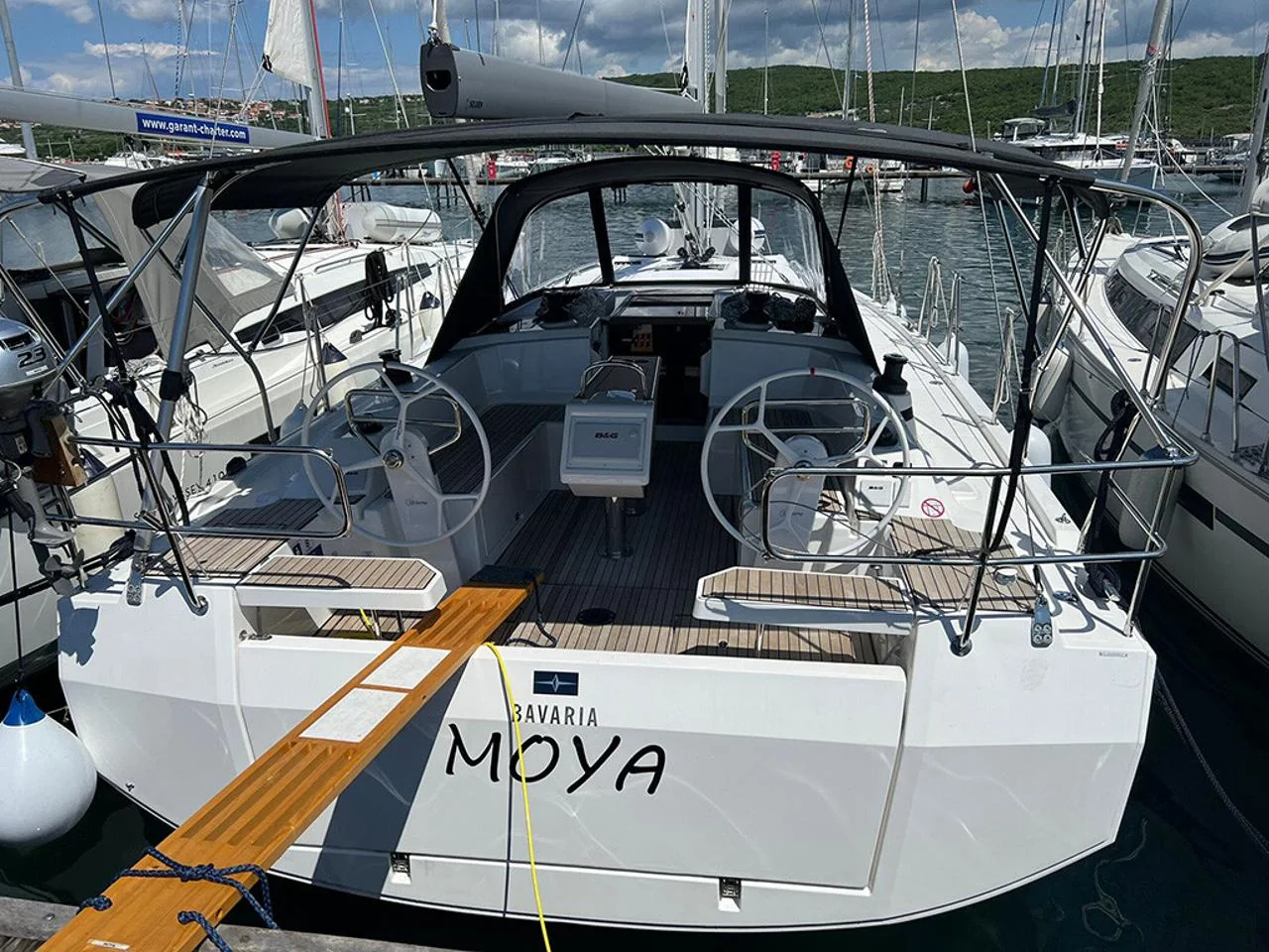Moya - Main 1