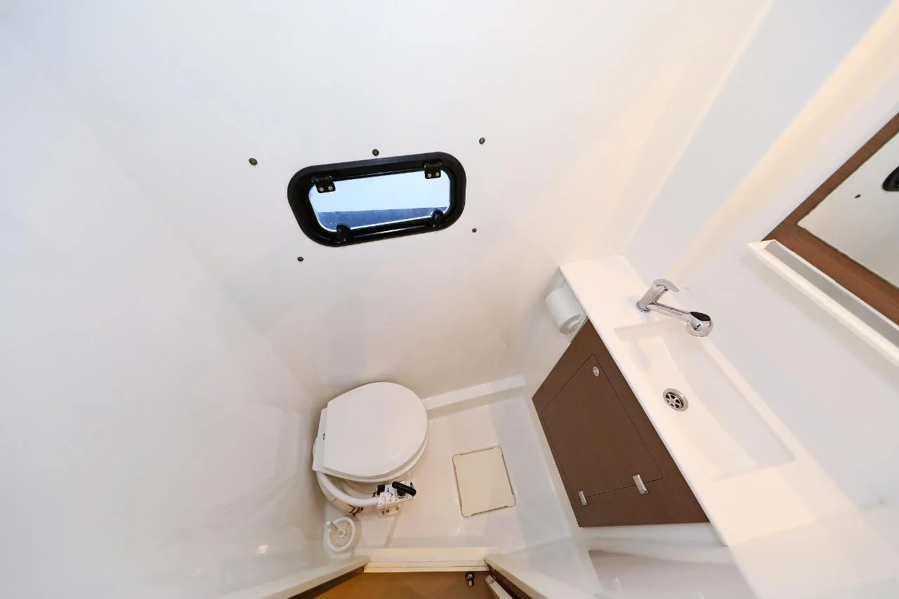 Gonggong - Gallery 32