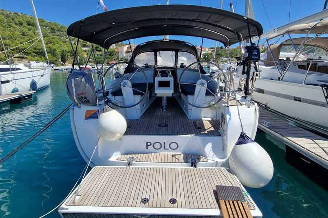 Polo - Main 1