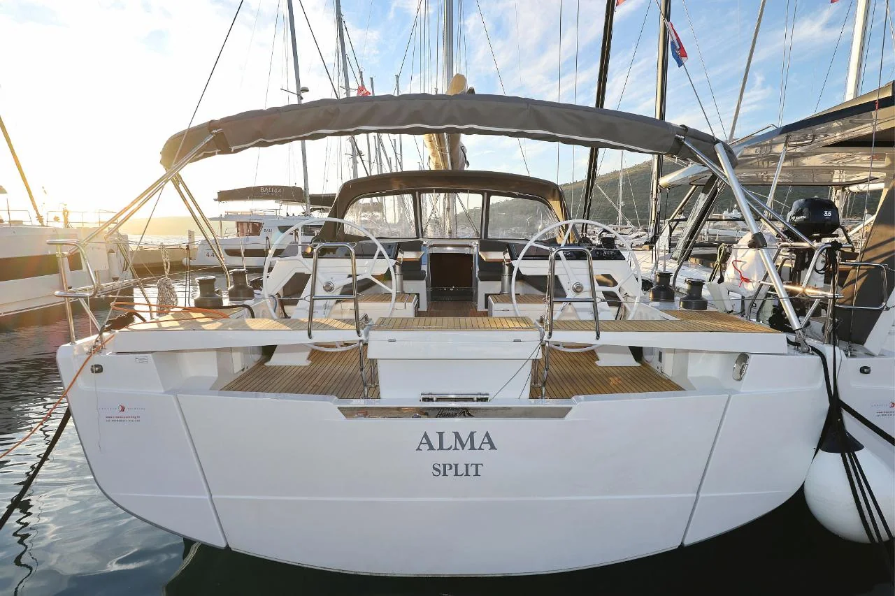 Alma - OW - Main 1