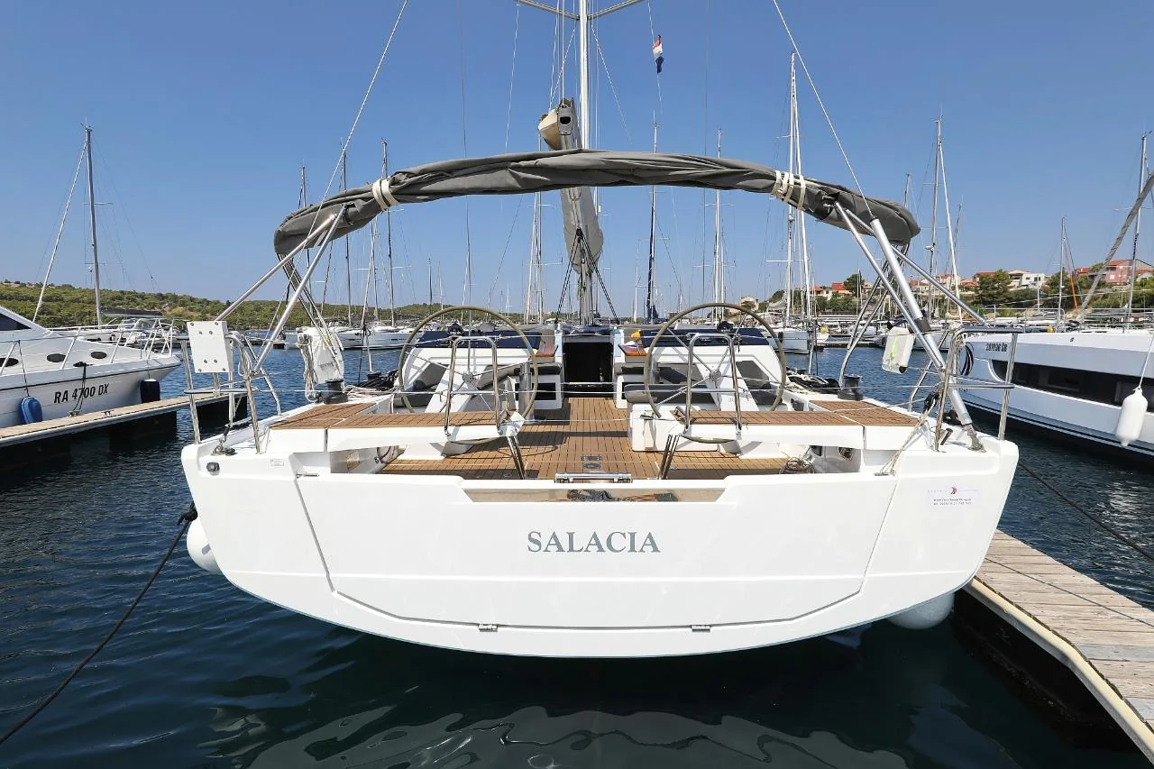 Salacia - OW - Main 1