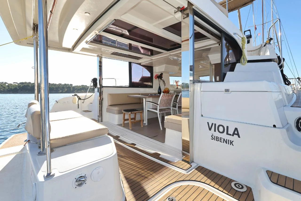 Viola - Gallery 13